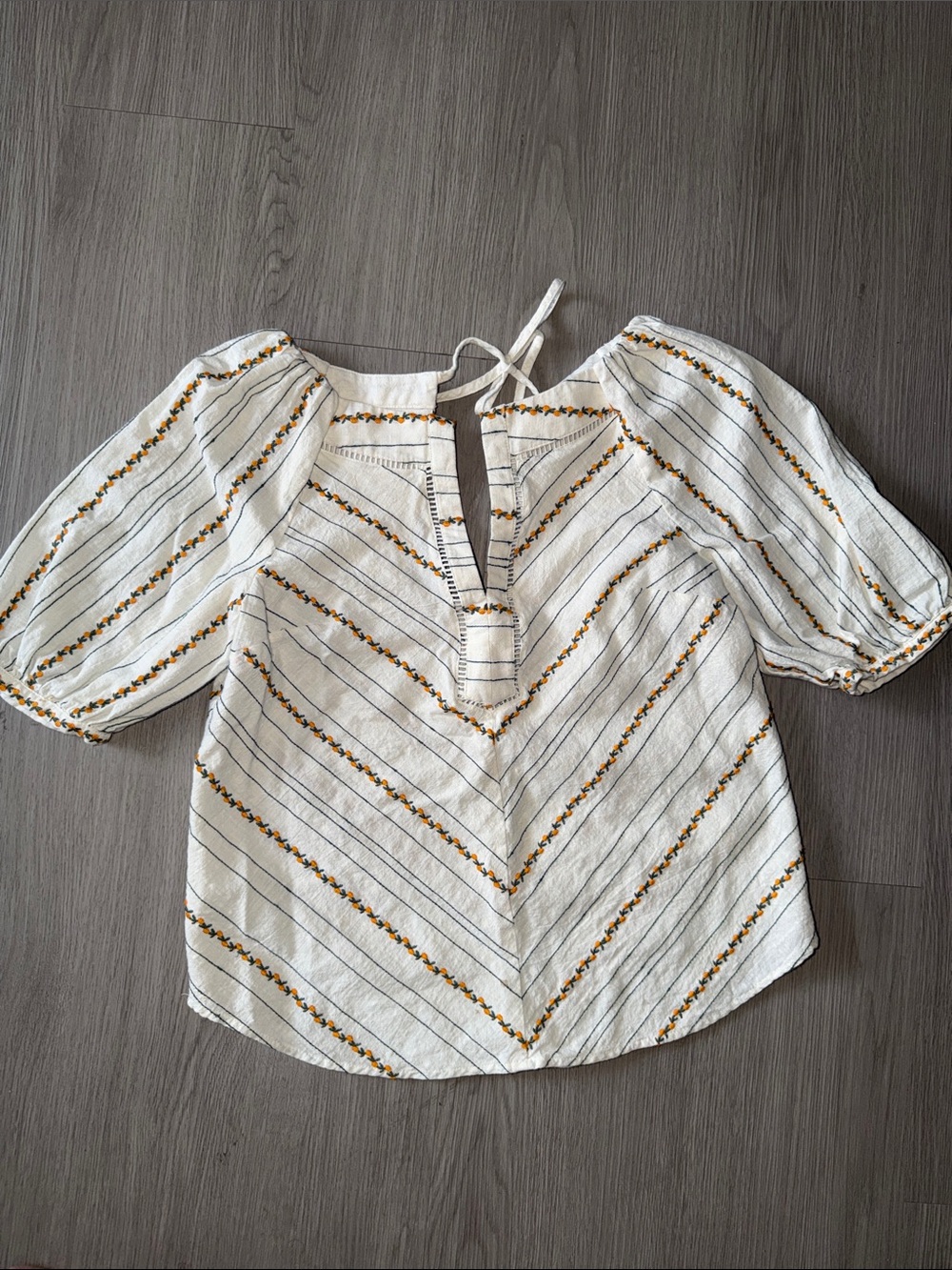 Maeve Anthropologis fruit puff sleeve top 4